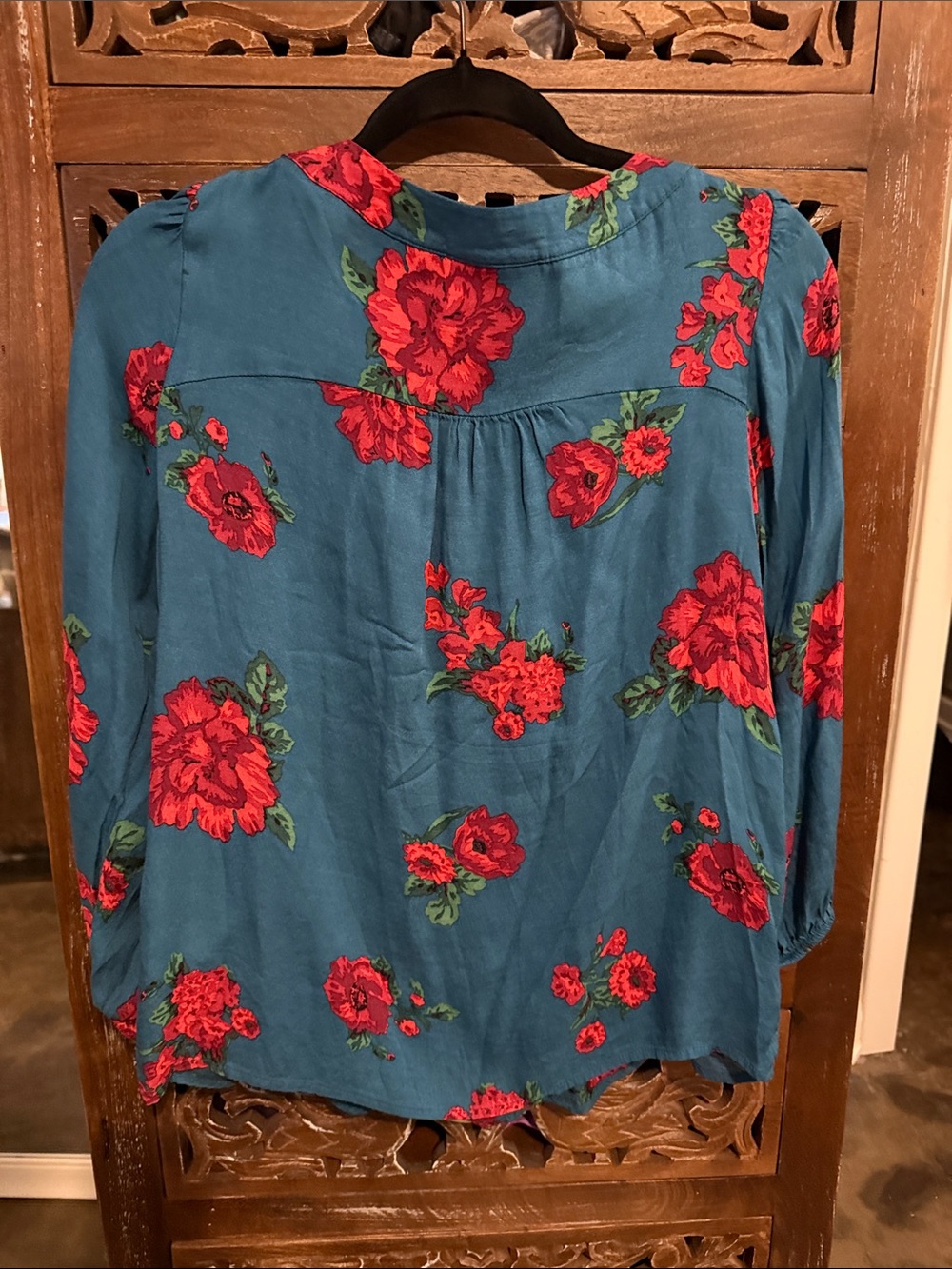 Maeve Teal Floral Button-Front Peasant Blouse - Picture 4 of 5